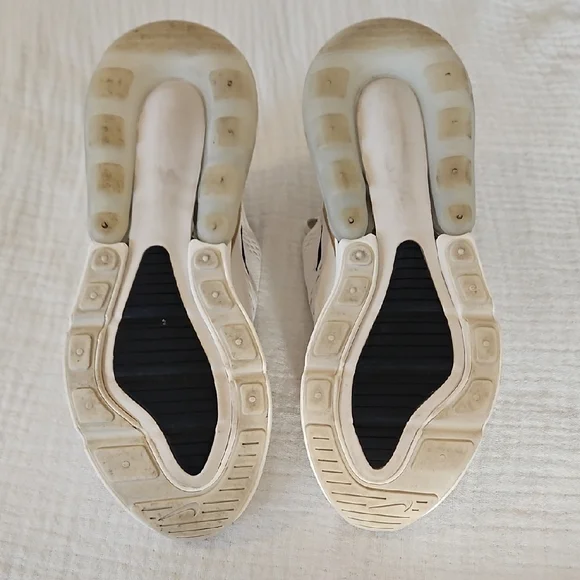 Nike Air Max 270 Cream Sneakers - Picture 2 of 6